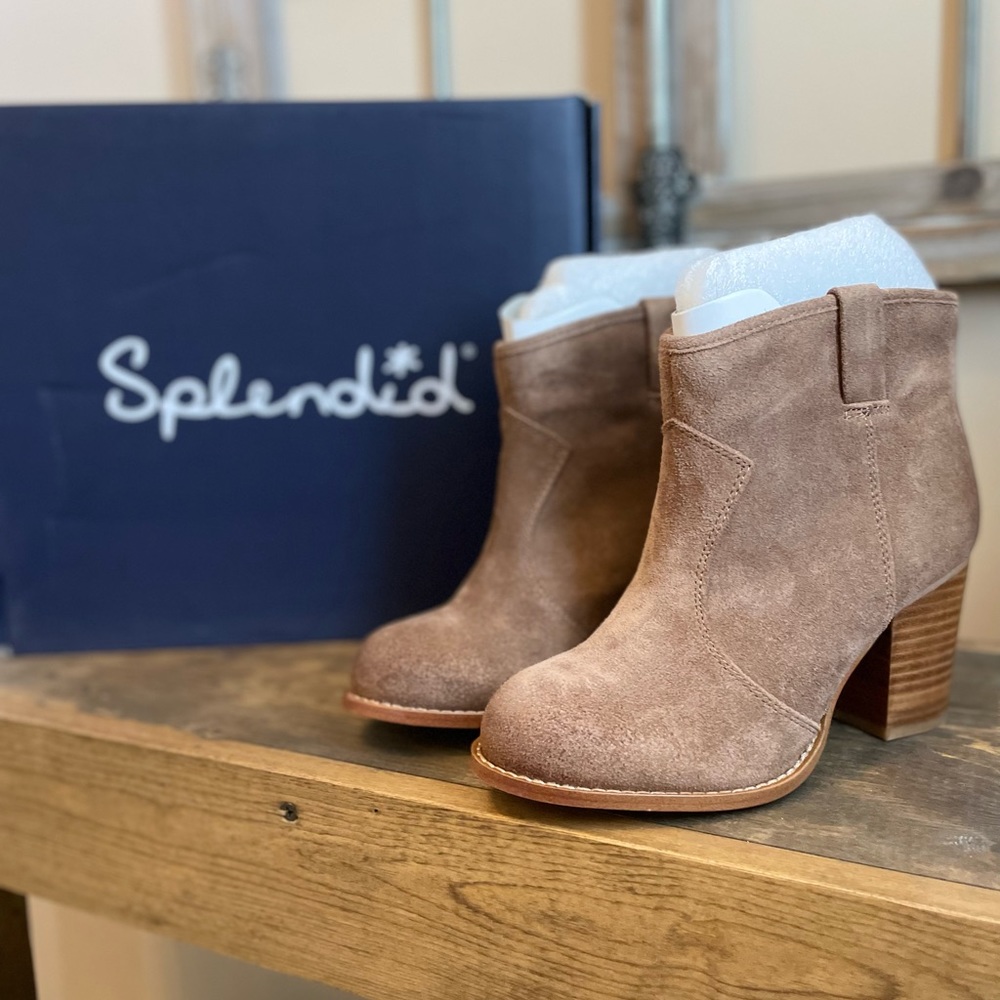 Splendid Lakota bootie
Size 6.5